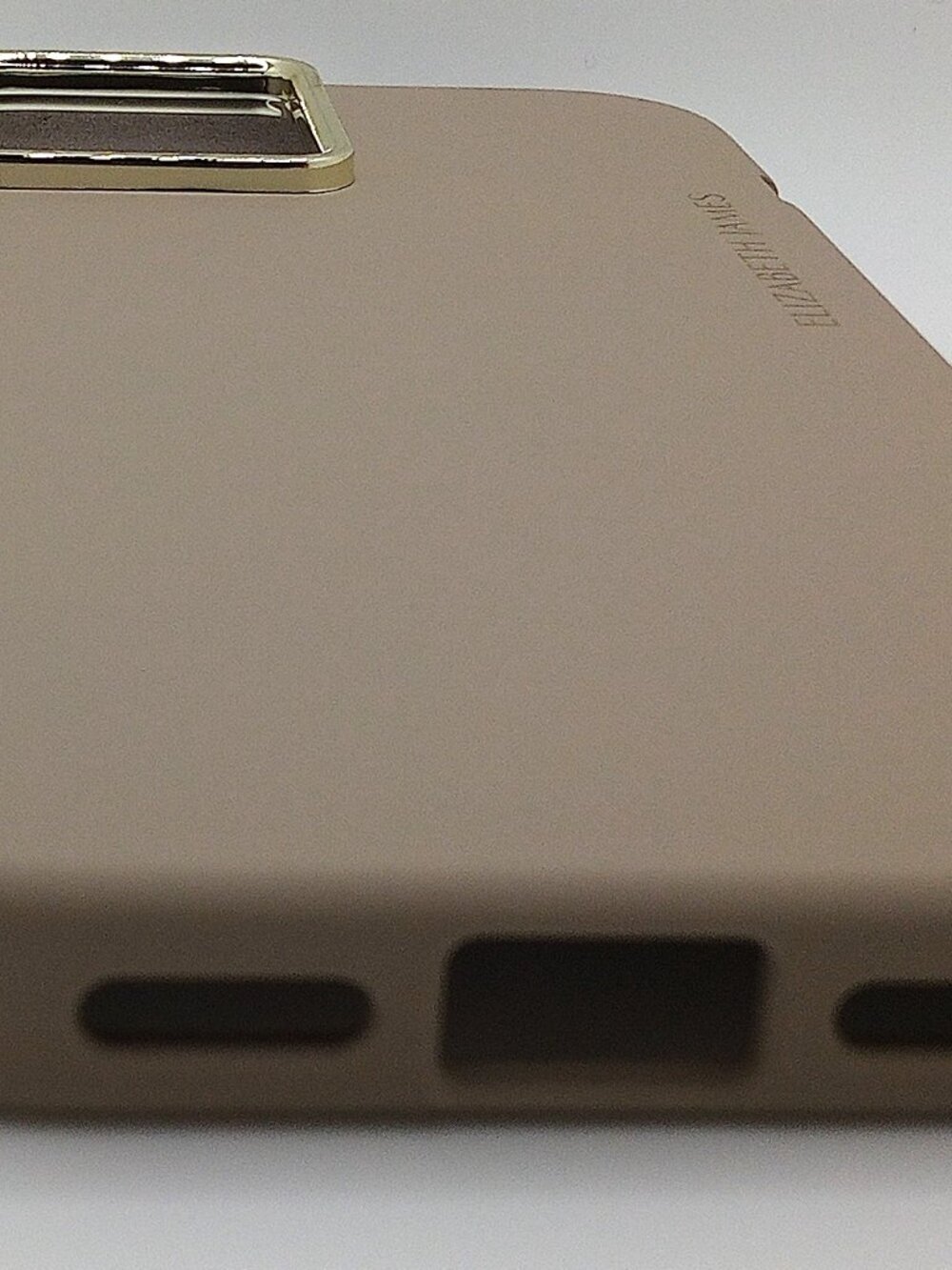 Elizabeth James Silicone MagSafe Case — iPhone 15/14/13 — Taupe — NEW - Picture 11 of 13